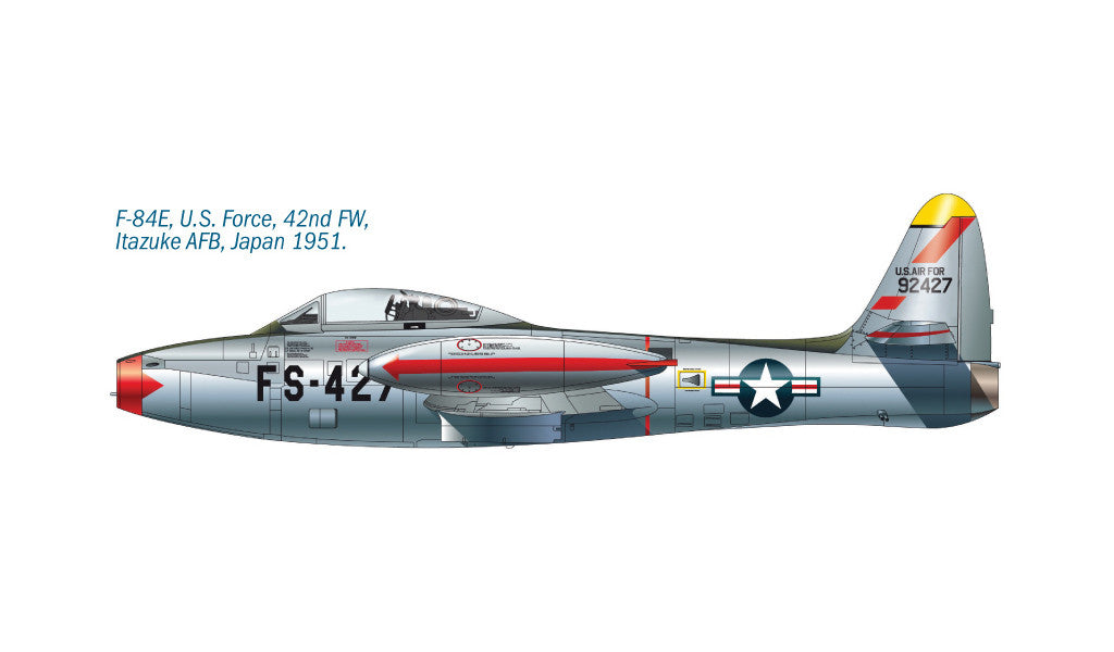 Italeri 1/72 F-84G Thunderjet Fighter-Bomber Scale model Kit 1321 *