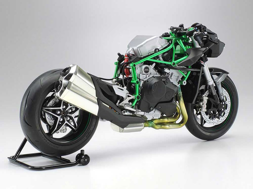 Tamiya 1/12 Kawasaki Ninja H2 Carbon Scale Model Motorbike Kit 14136