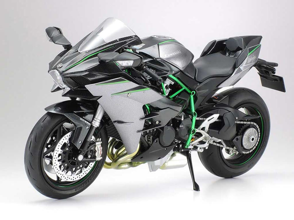 Tamiya 1/12 Kawasaki Ninja H2 Carbon Scale Model Motorbike Kit 14136