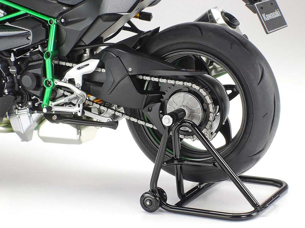 Tamiya 1/12 Kawasaki Ninja H2 Carbon Scale Model Motorbike Kit 14136