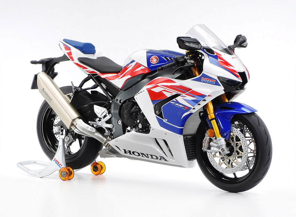 Tamiya 1/12 CBR 1000RR-R Fireblade  Scale Model Motorbike Kit 14141