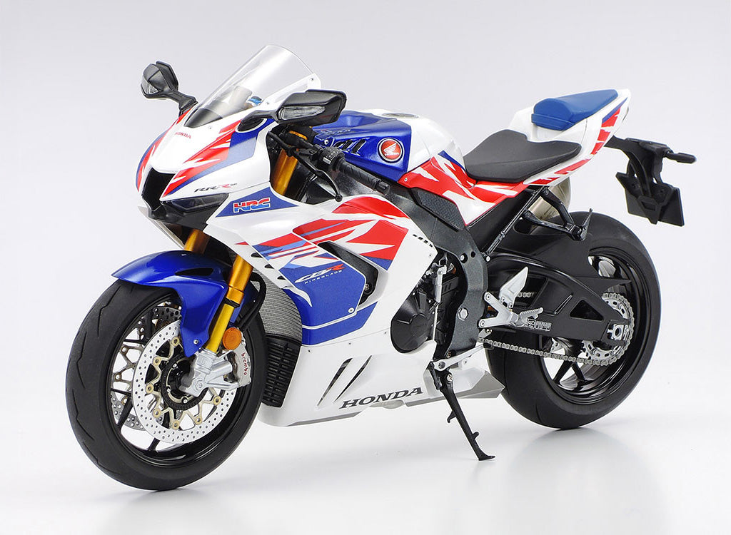 Tamiya 1/12 CBR 1000RR-R Fireblade  Scale Model Motorbike Kit 14141