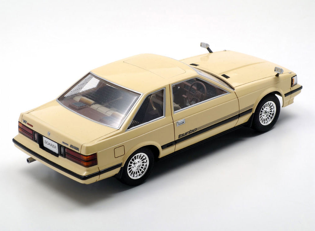 Tamiya 1/24 Toyota Soarer 2000VR-Turbo Scale model car kit 24365