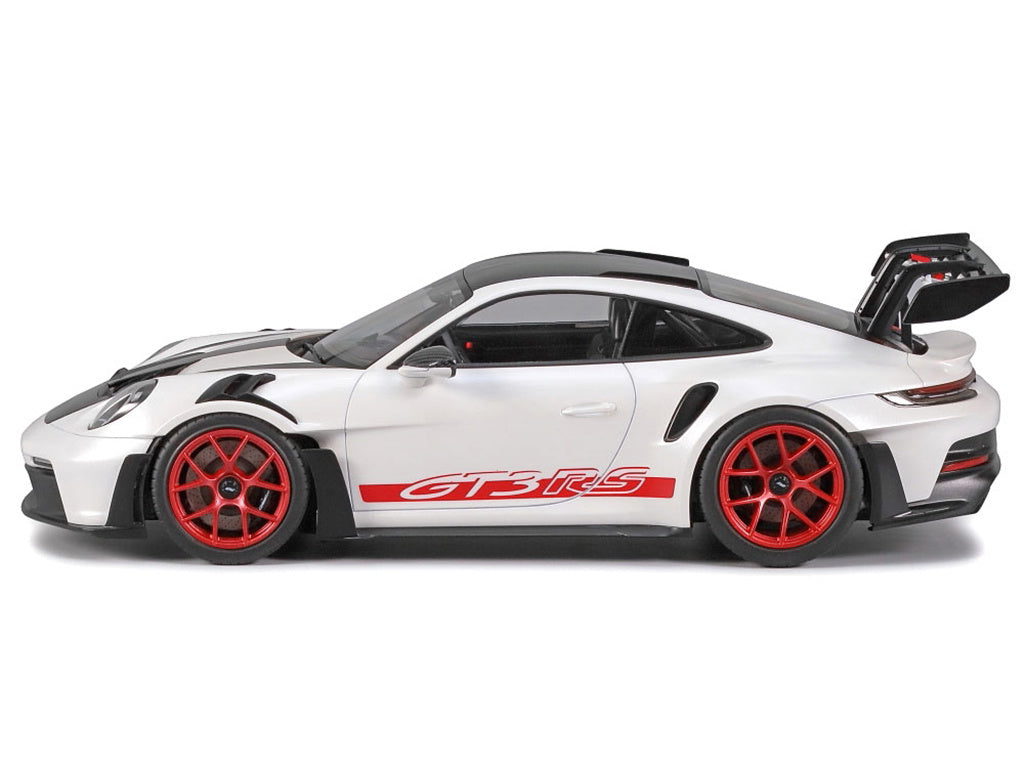 Tamiya 1/24 Porsche 911 GT3 RS (992) Scale Model Car Kit 24370