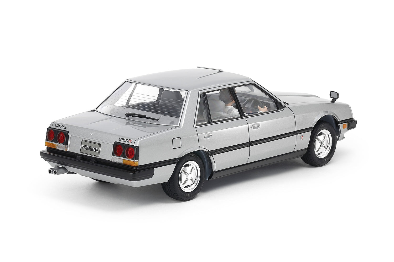 Tamiya 1/24 Nissan Skyline 2000 Turbo GT-ES Scale Model Car Kit 24374