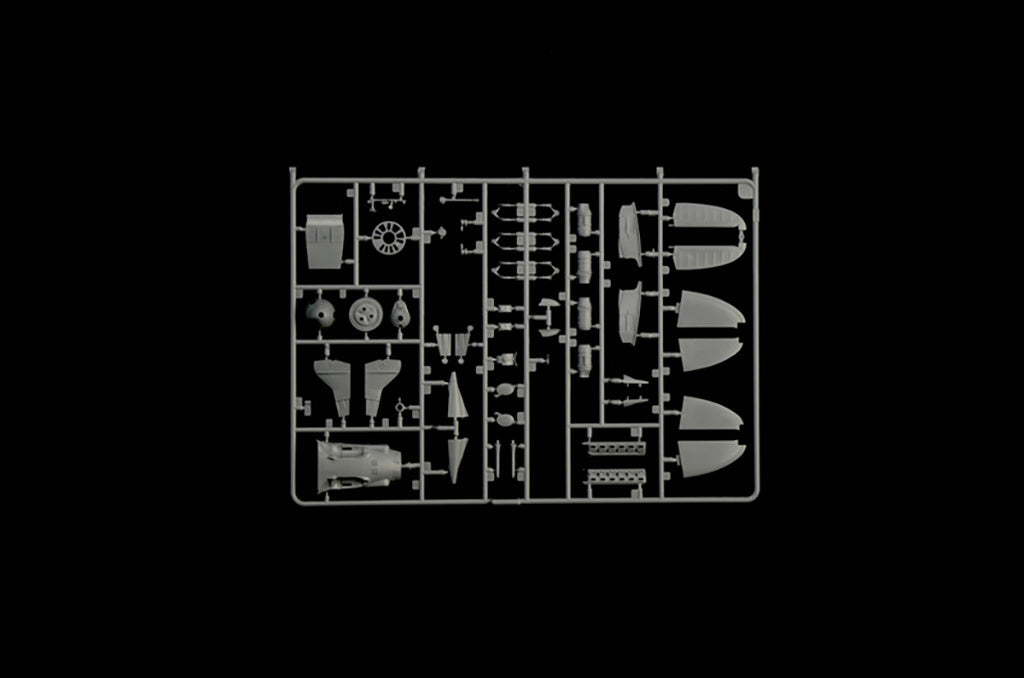 Italeri 1/32 Macchi MC.205 “Veltro” Aircraft Scale Model Kit 2519