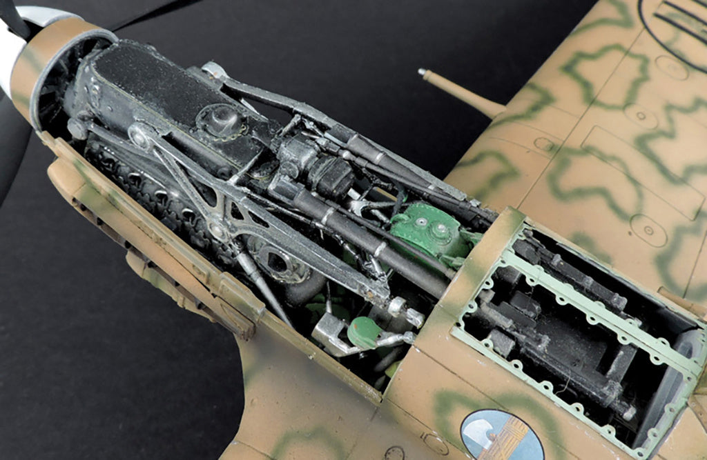 Italeri 1/32 Macchi MC.205 “Veltro” Aircraft Scale Model Kit 2519
