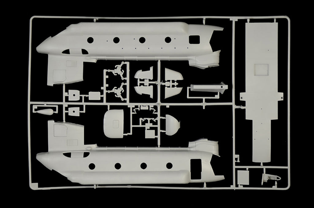 Italeri 1/48 Helicopter RAF CH-47D Chinook  Military Model Kit 2779