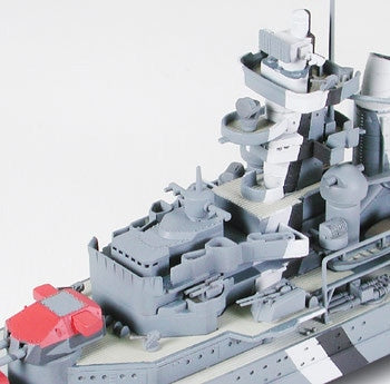 Tamiya 31805 German Heavy Cruiser Prinz Eugen 1/700 Model Boat