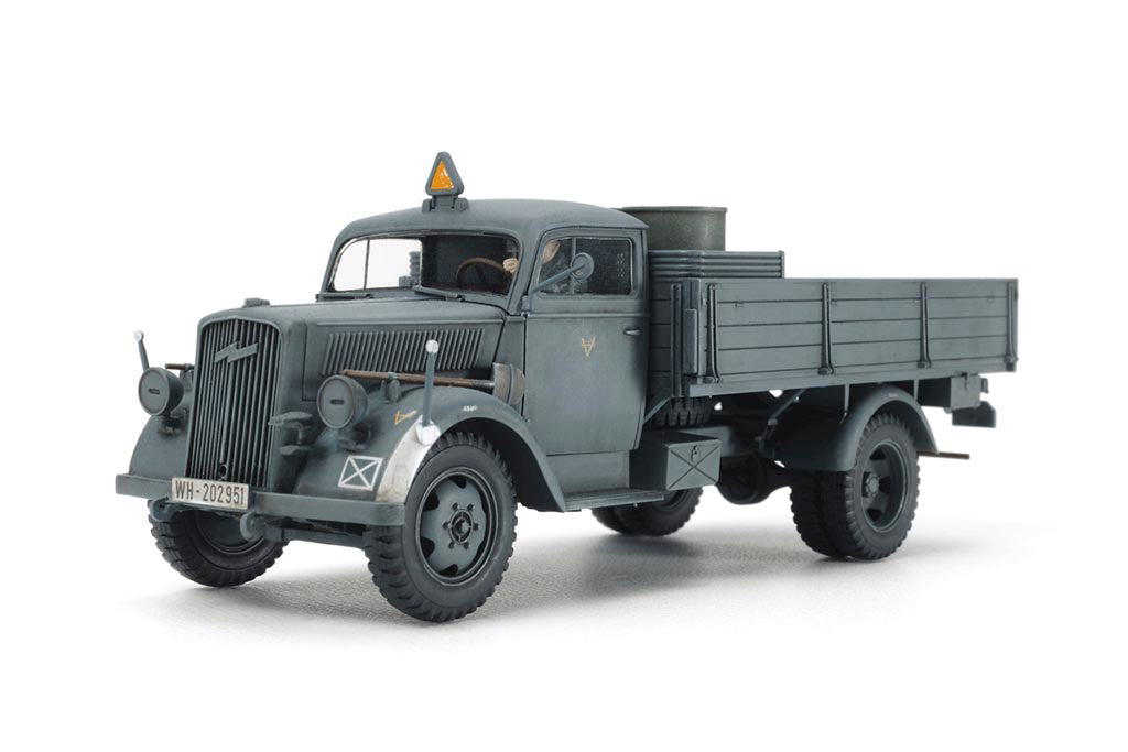 1/48 GERMAN 3TON 4X2 CARGO TRUCK