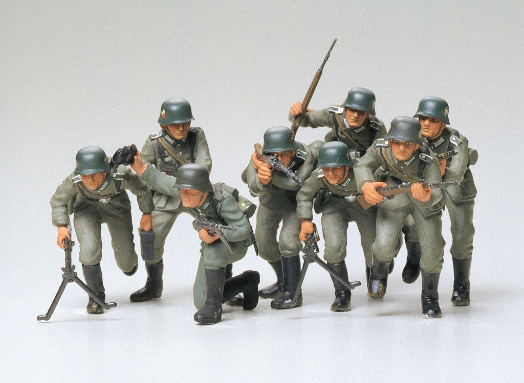 Tamiya 1/35 German Assault Troops Figures Scale model Kit 35030