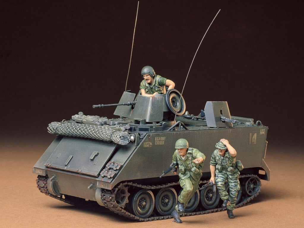 Tamiya 1/35 US M113 ACAV Tank Scale model Kit 35135