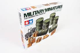 Tamiya 1/35 German Fuel Drums & Jerry Cans Set Military Model Kit 35186