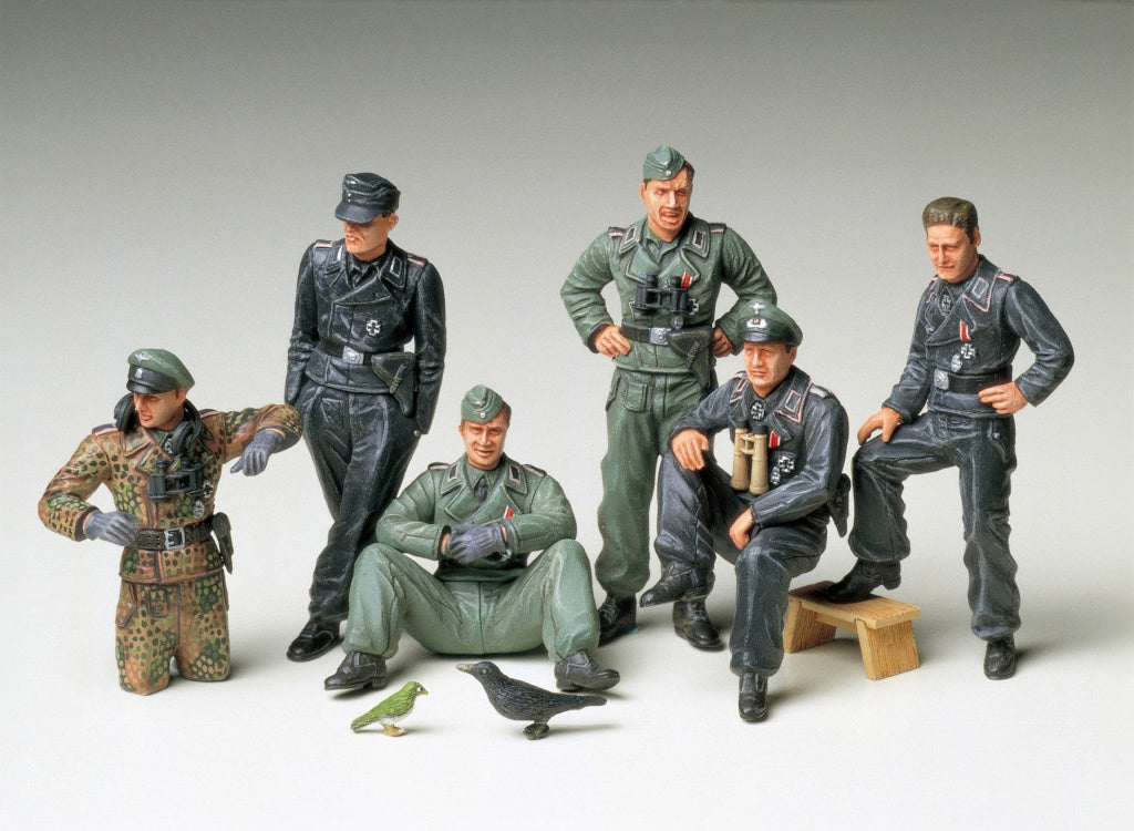 Tamiya 1/35 German Tank Crew At Rest Model Figures kit 35201