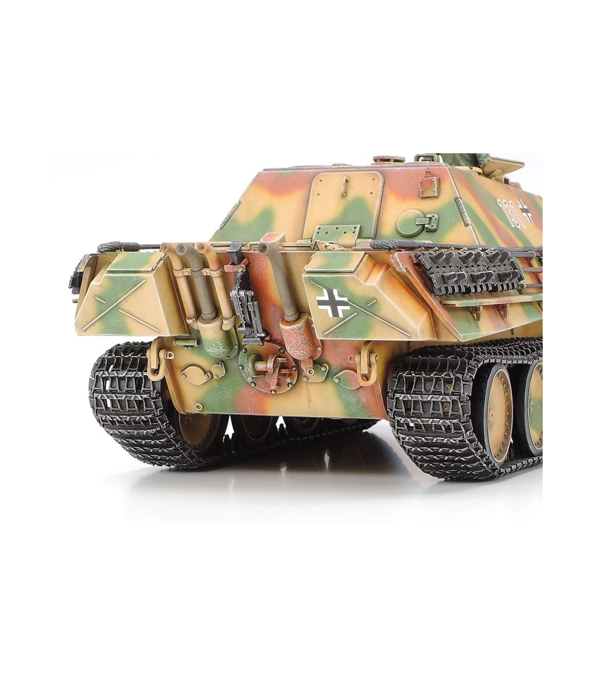 Tamiya 1/35 GER. JAGDPANTHER TANK LATE VERSION Scale Model kit 35203