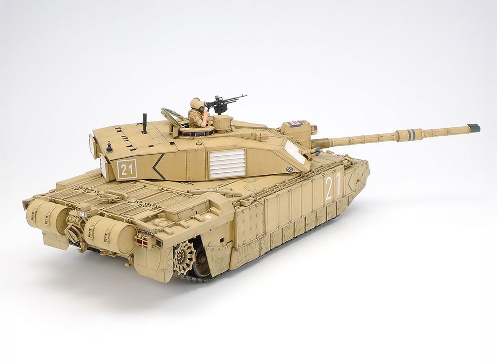 Tamiya 1/35 British MBT Challenger 2 Tank (Desertised) Scale model kit 35274