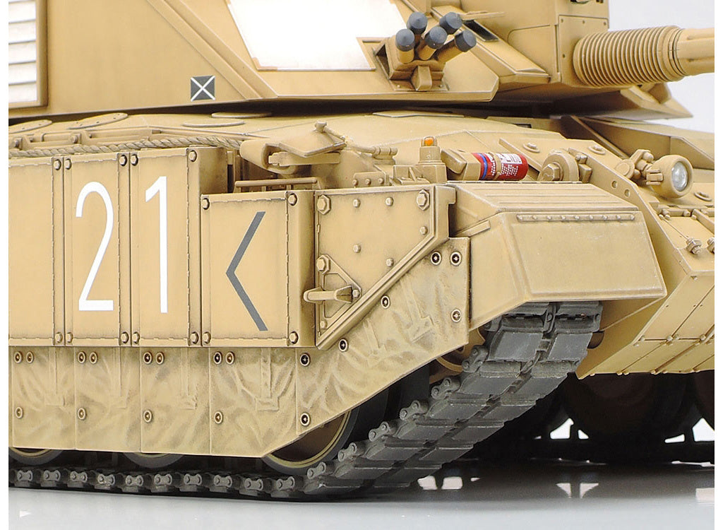 Tamiya 1/35 British MBT Challenger 2 Tank (Desertised) Scale model kit 35274