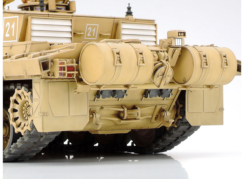 Tamiya 1/35 British MBT Challenger 2 Tank (Desertised) Scale model kit 35274