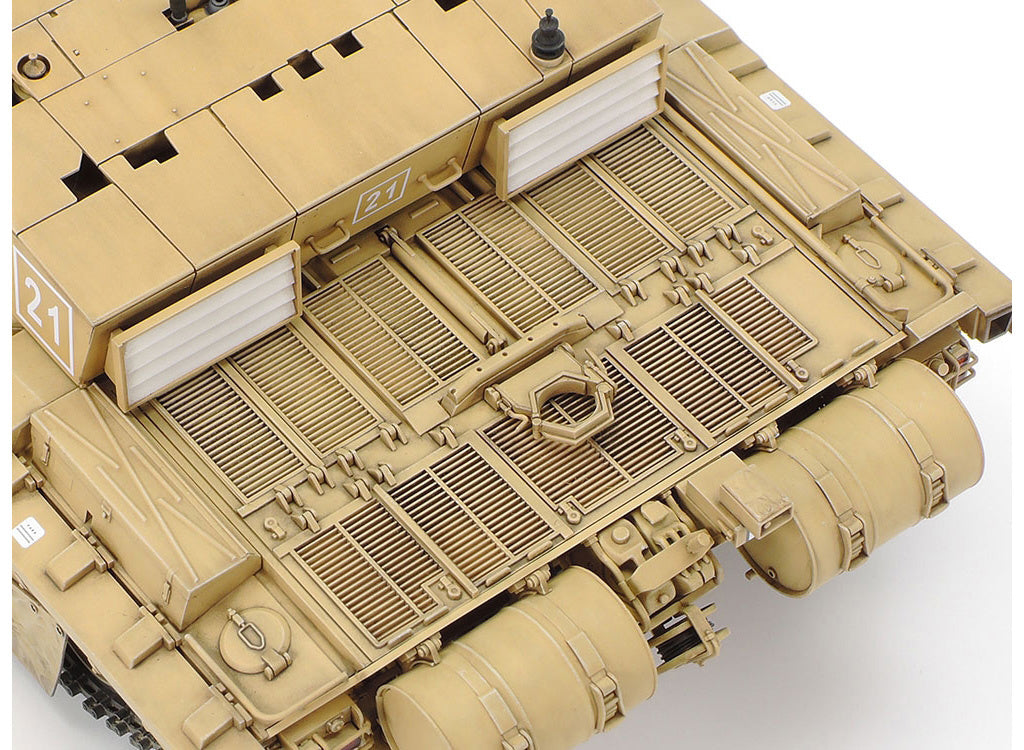 Tamiya 1/35 British MBT Challenger 2 Tank (Desertised) Scale model kit 35274