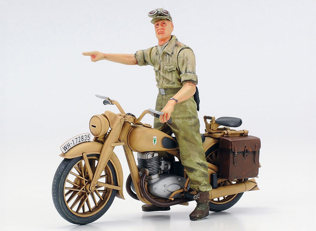 Tamiya 1/35 Sdkfz 222 North Africa Military Model Kit
