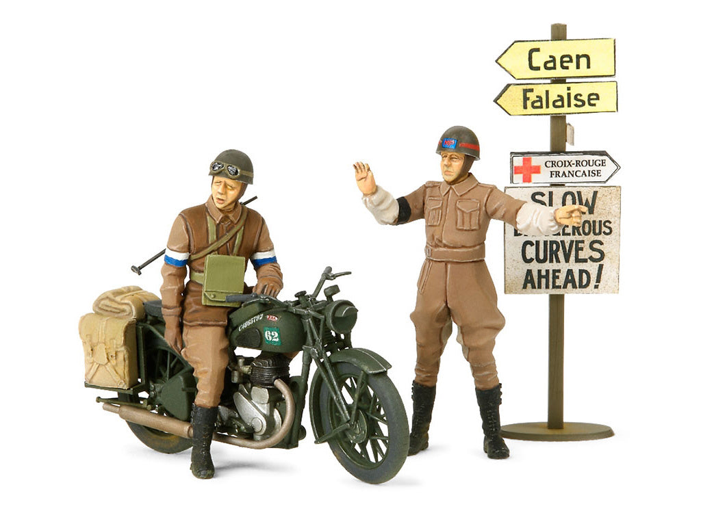 Tamiya 1/35 British BSA M20 Motorcycle Figures Scale Model kit 35316