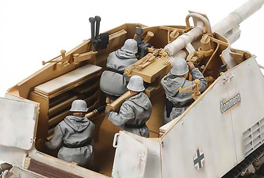 Tamiya 1/35 NASHORN HEAVY TANK DESTROYER Scale Model Kit 35335