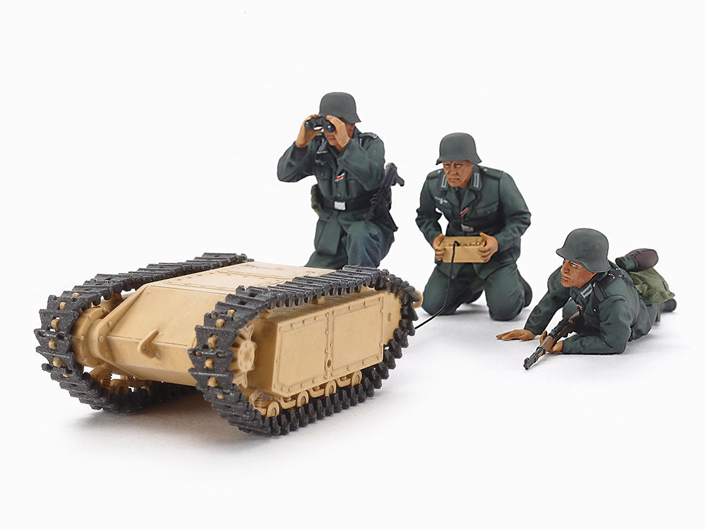 Tamiya 1/35 GERMAN ASSAULT PIONEER TEAM W/ GOLIATH SET Military Model kit