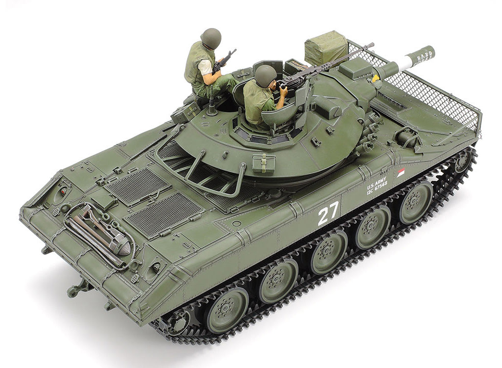 Tamiya 1/35 U.S. Airborne M551 Sheridan Tank (Vietnam War) Model Kit 35365