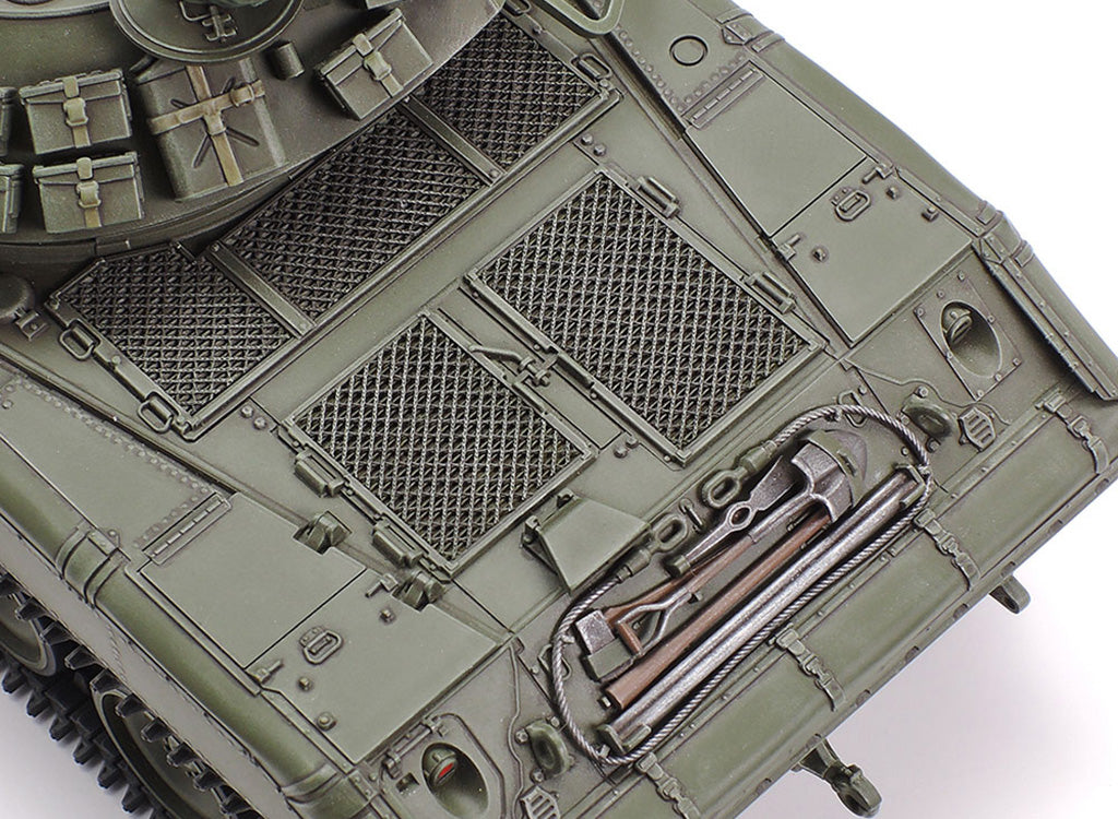 Tamiya 1/35 U.S. Airborne M551 Sheridan Tank (Vietnam War) Model Kit 35365