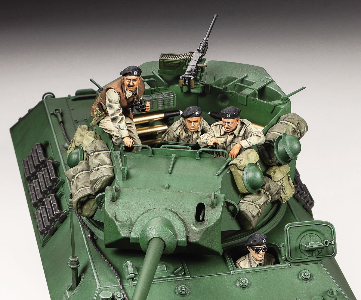 Tamiya 1/35 British Tank Destroyer M10 IIC Achilles Scale model kit 35366