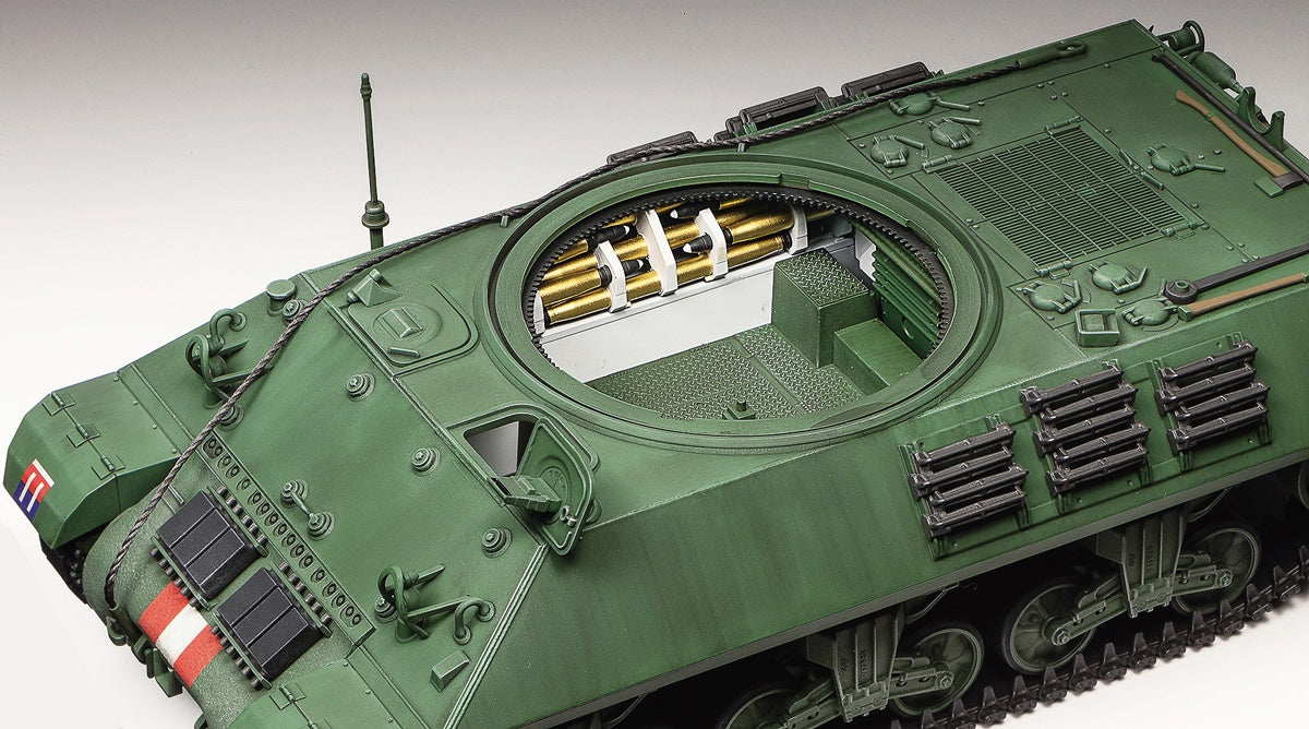 Tamiya 1/35 British Tank Destroyer M10 IIC Achilles Scale model kit 35366