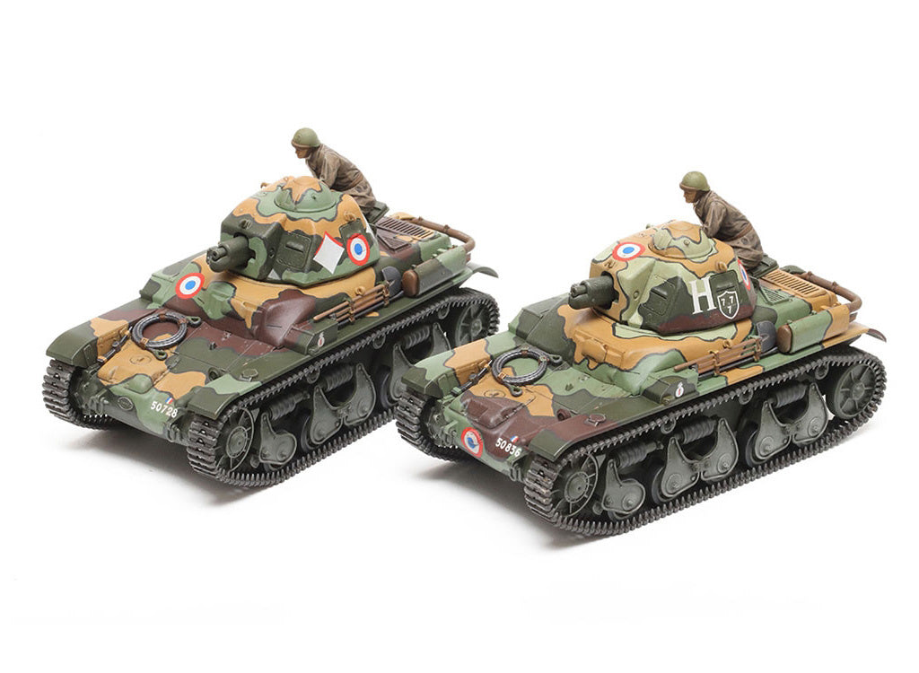 Tamiya 1/35 R35 French Light Tank Model Kit