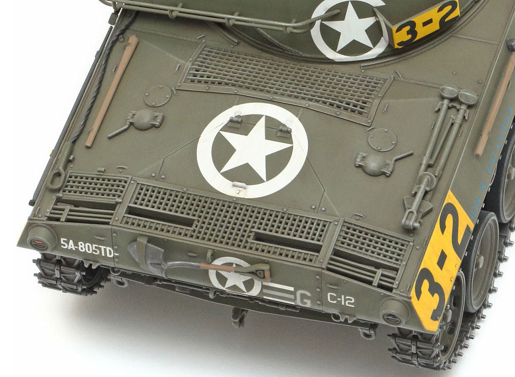 Tamiya 1/35 U.S. Tank Destroyer M18 Hellcat Scale model Kit 35376