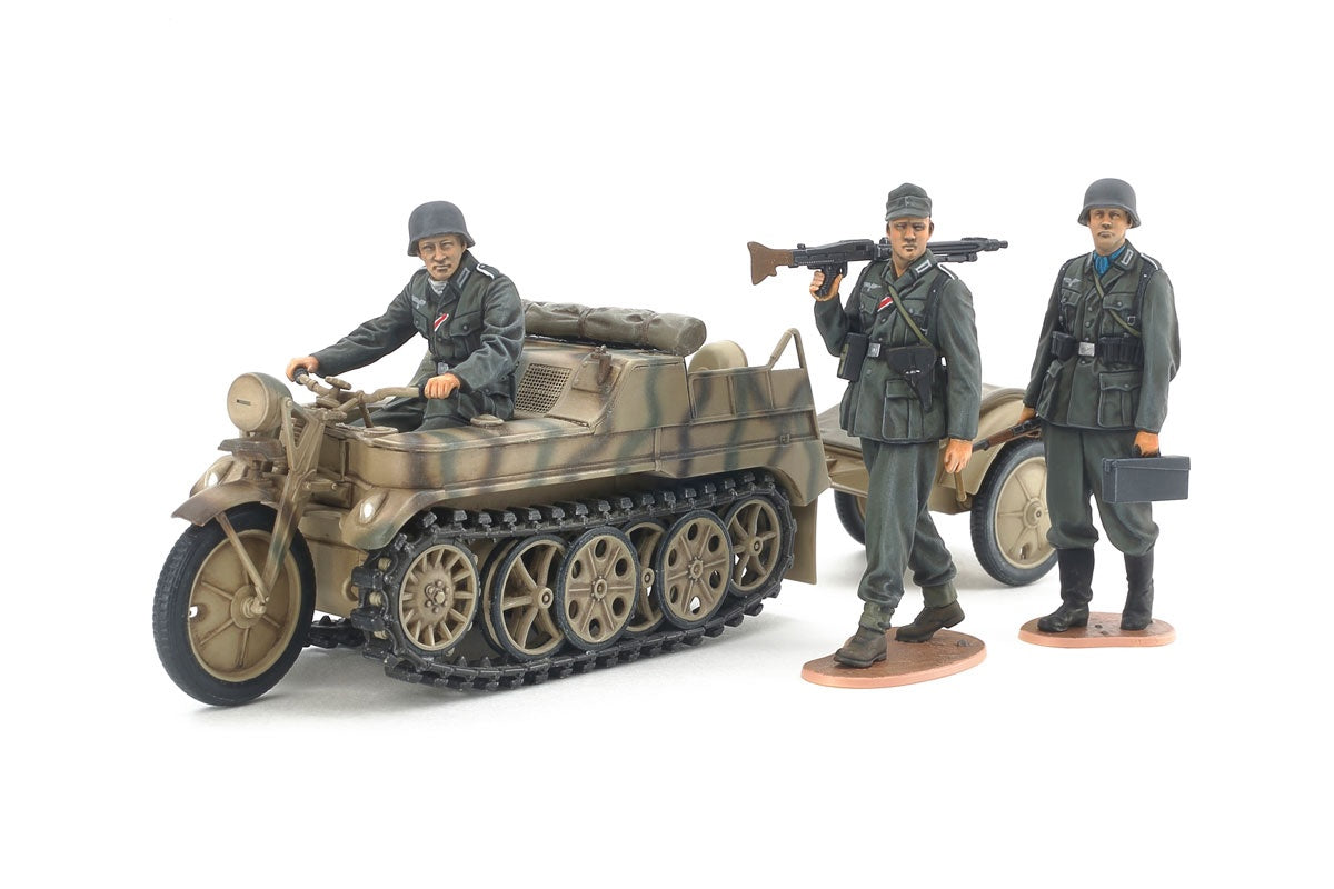 Tamiya 1/35 Sd.Kfz.2 Kettenkraftrad Mid Production Half track Model kit 35377