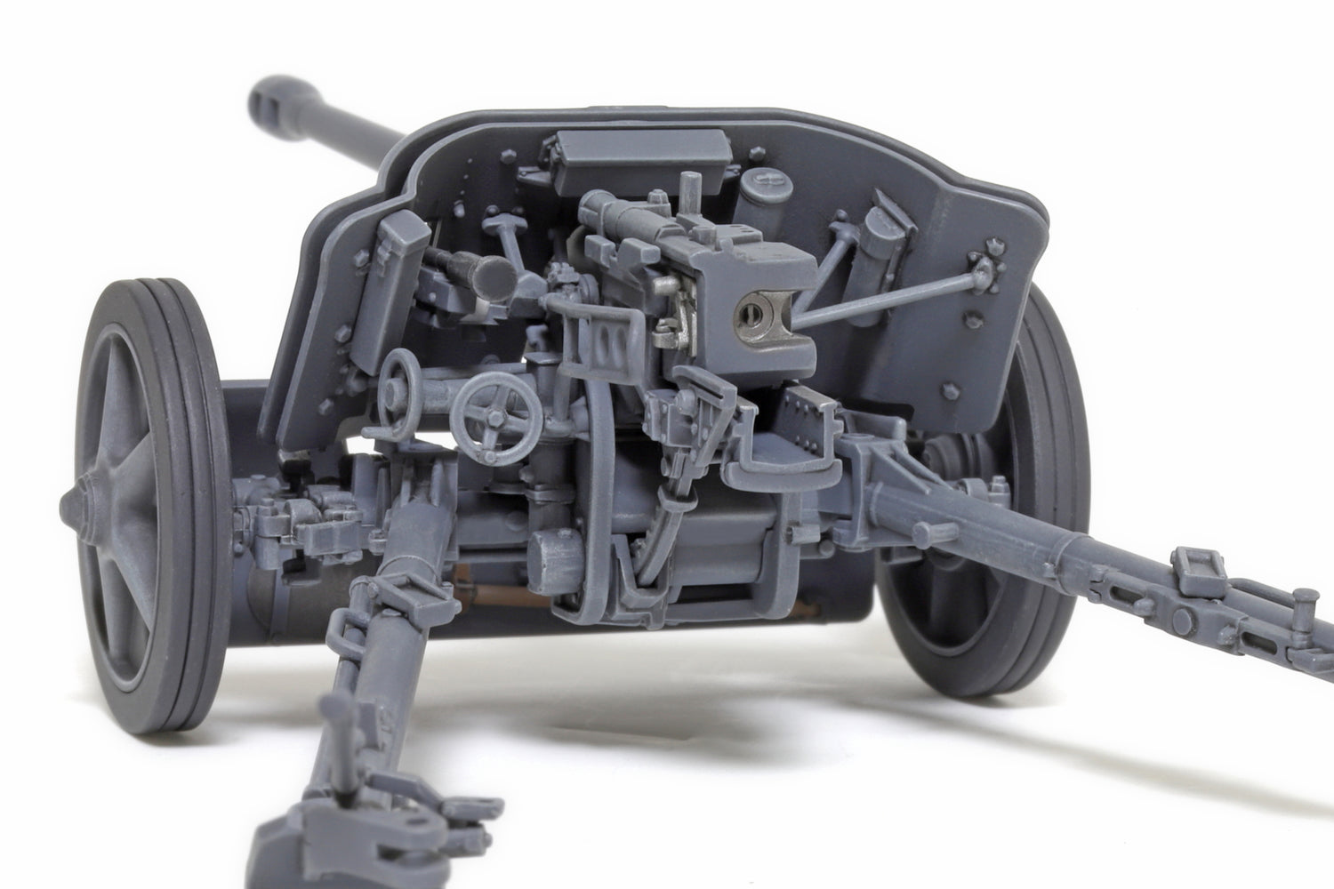 Tamiya 1/35 German Anti-Tank Gun 5cm Pak 38  military model 35392
