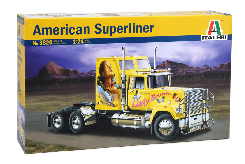 Italeri 1/24 AMERICAN SUPERLINER Truck Scale Model Kit 3820