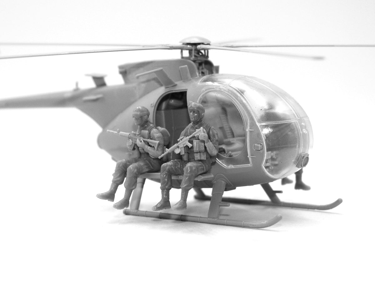 ICM 1/48 Delta Force Assault Team with MH-6J Helicopter Helicopter Scale Model Kit