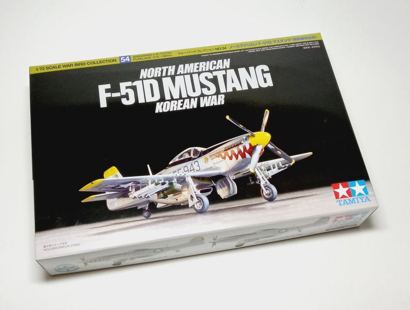 Tamiya 1/72 N.A. F-51 MUSTANG Fighter Plane Model Kit 60754