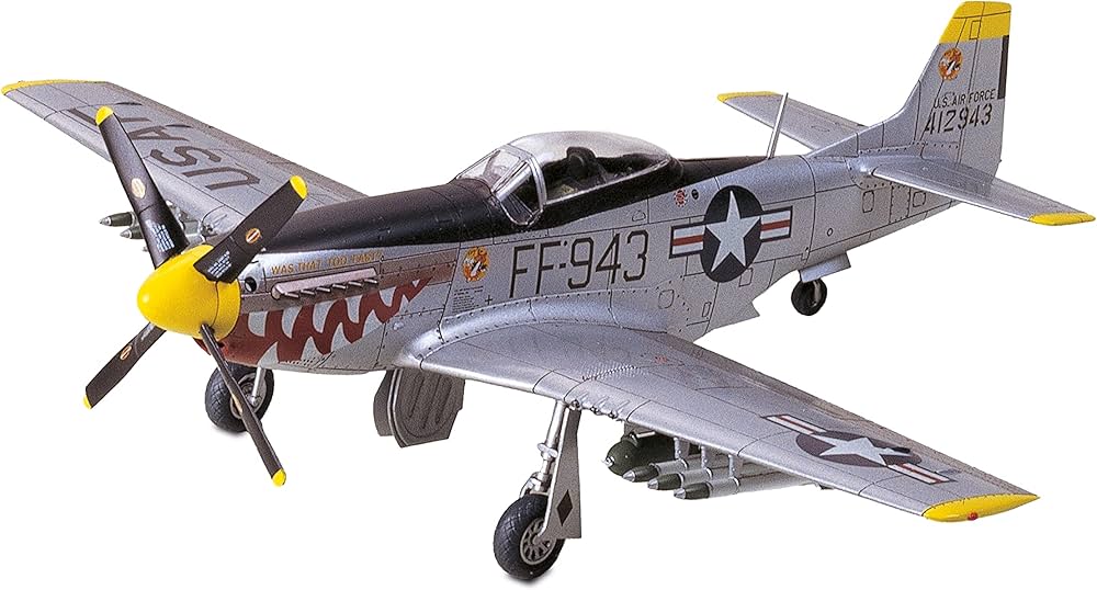Tamiya 1/72 N.A. F-51 MUSTANG Fighter Plane Model Kit 60754