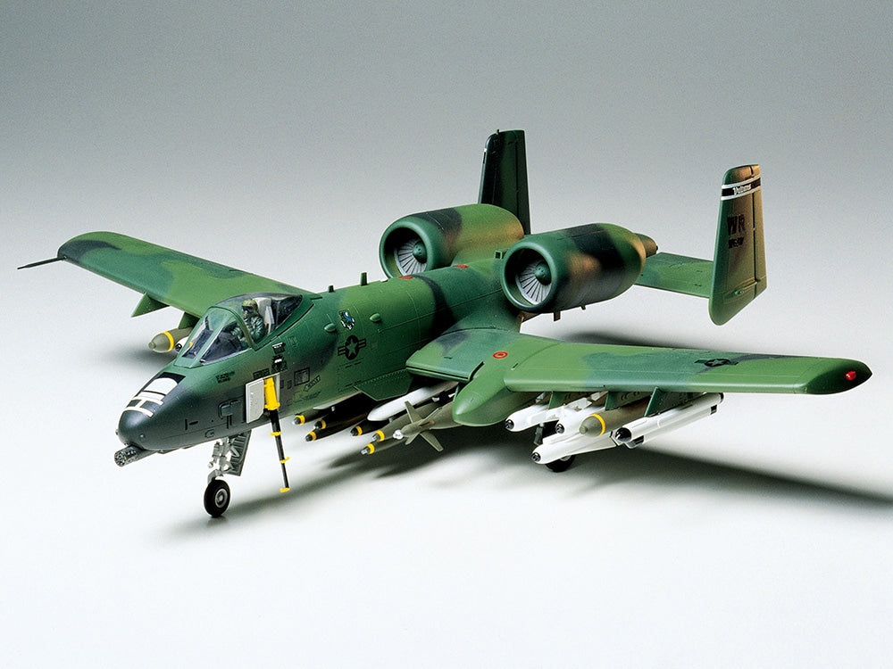 Tamiya 1/48 A-10A Thunderbolt II aircraft model kit 61028