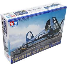 Tamiya VOUGHT F4U-1D CORSAIR W/MOTO TUG 1/48 aircraft model kit 61085