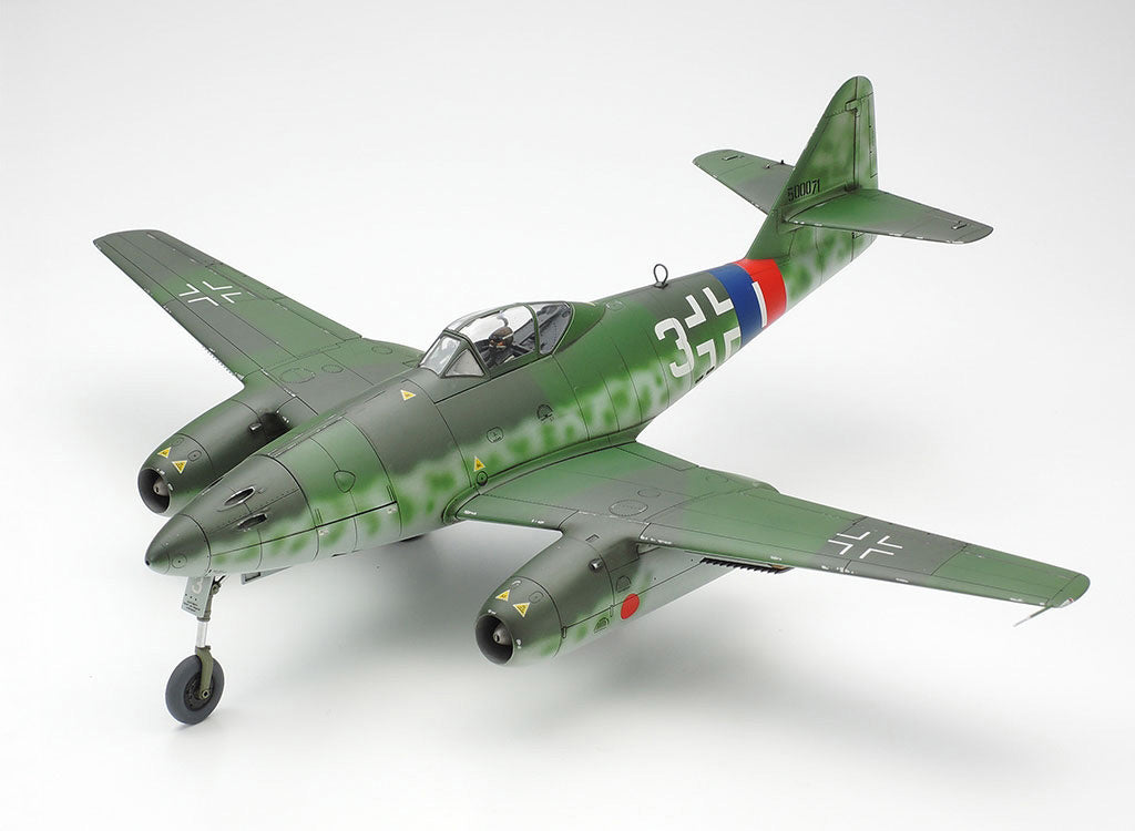 Tamiya 1/48  MESSERSCHMITT ME262 A-1A Model Plane Kit 61087*