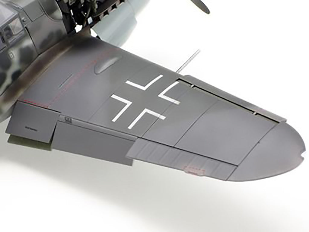 Tamiya 1/48 MESSERSCHMITT BF 109 G-6 Fighter Plane Scale Model 61117*