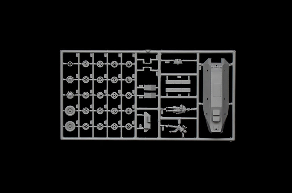 Italeri Sd.Kfz. 251/8 ambulance Half Track 1/72 Scale Model Kit 7077