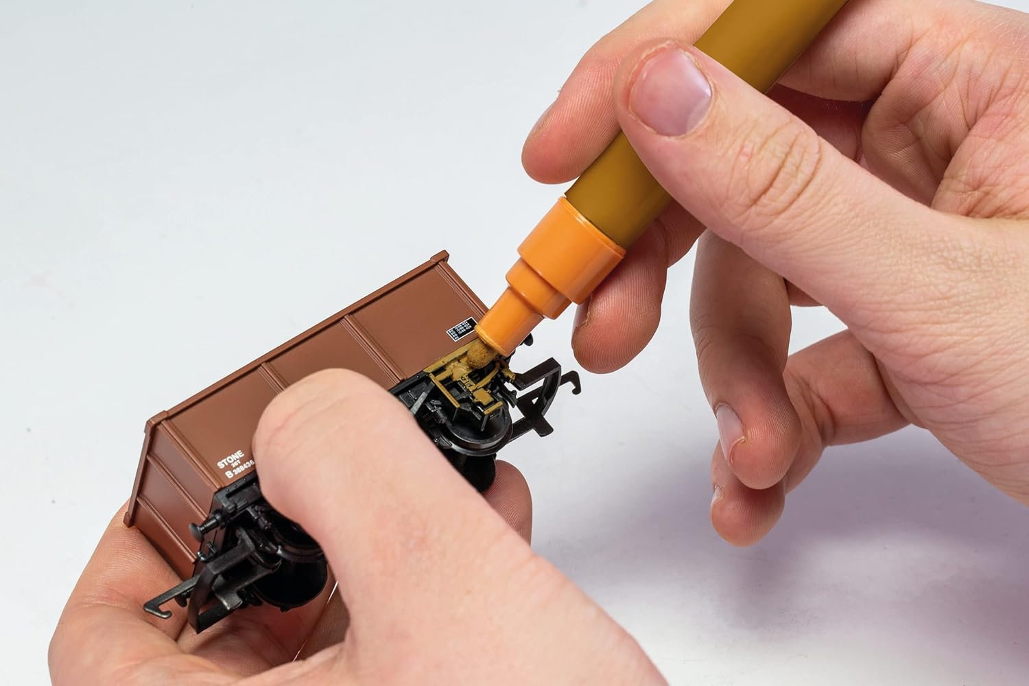 Humbrol AV0100 Acrylic Weathering Paint Pens Pack - (6x 10ml)