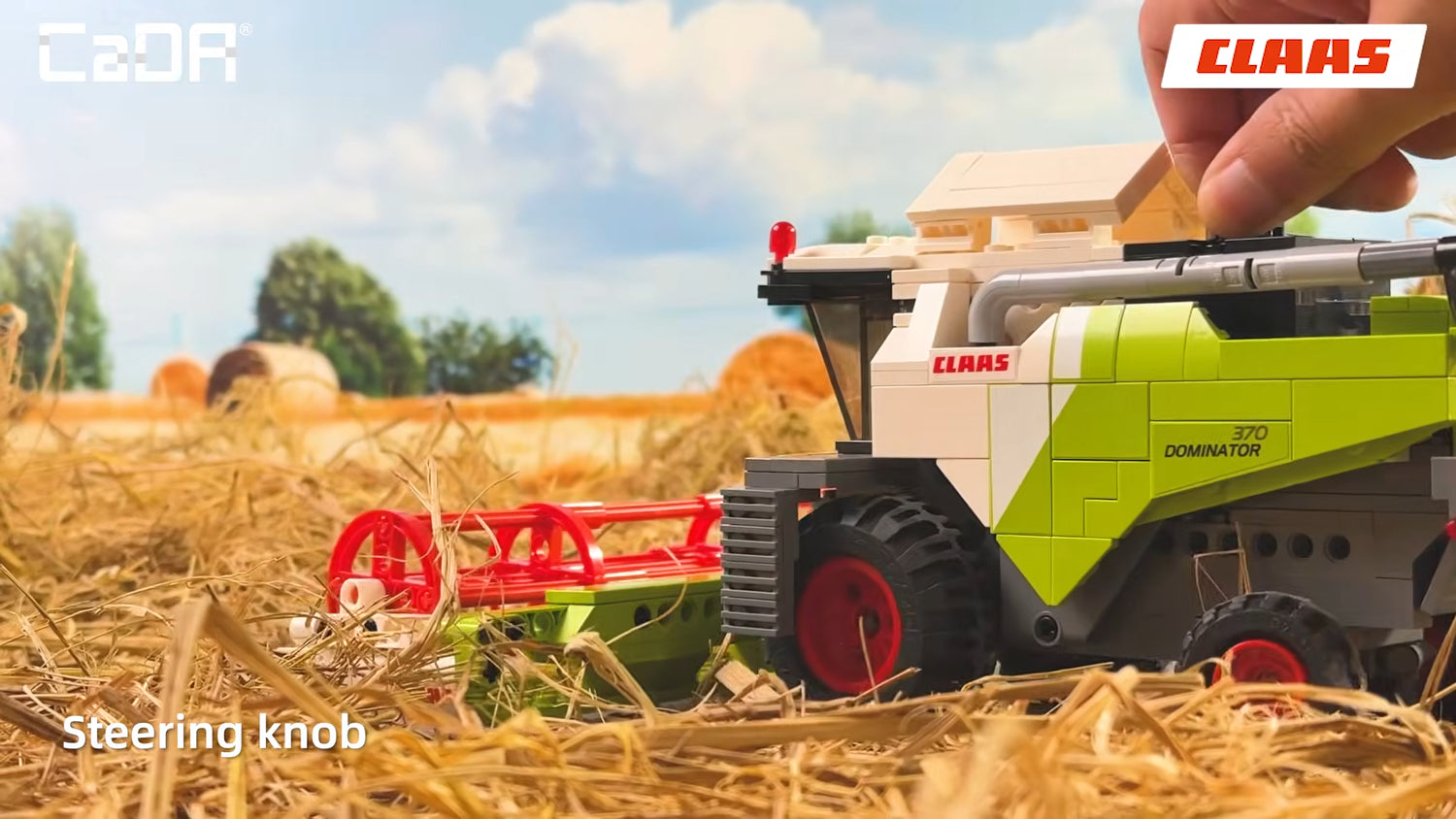 Cada CLAAS Dominator 370 Combine Harvester - 348 pcs Building Block Farm Set C65014W
