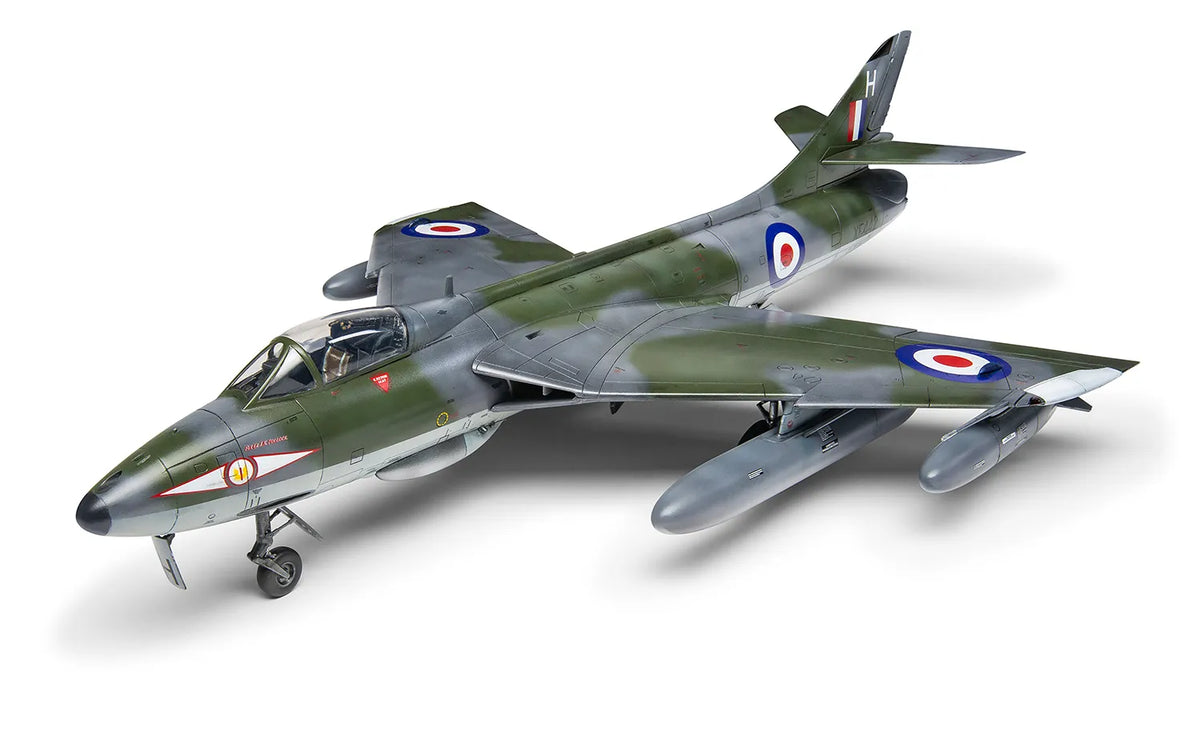 Airfix 1/48 Hawker Hunter FGA.9/FR.10/GA.11 aircraft Scale Model Kit