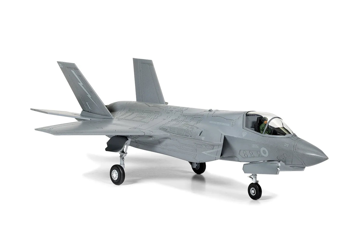 Airfix 1/72 Starter Set - Lockheed Martin F-35B Lightning II model kit