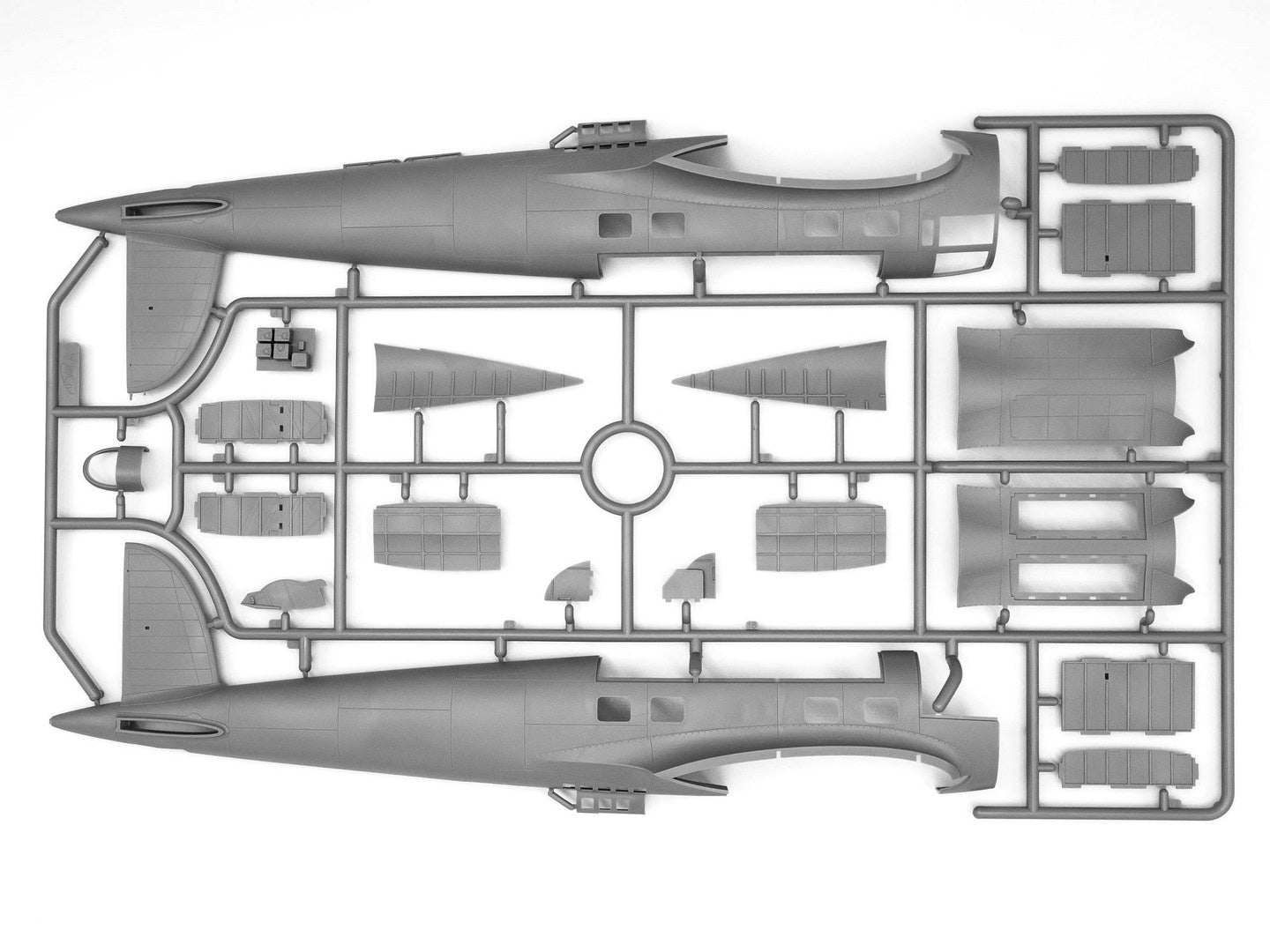 ICM 1/48 He 111H-6 WWII German Bomber Scale Model Kit 48262