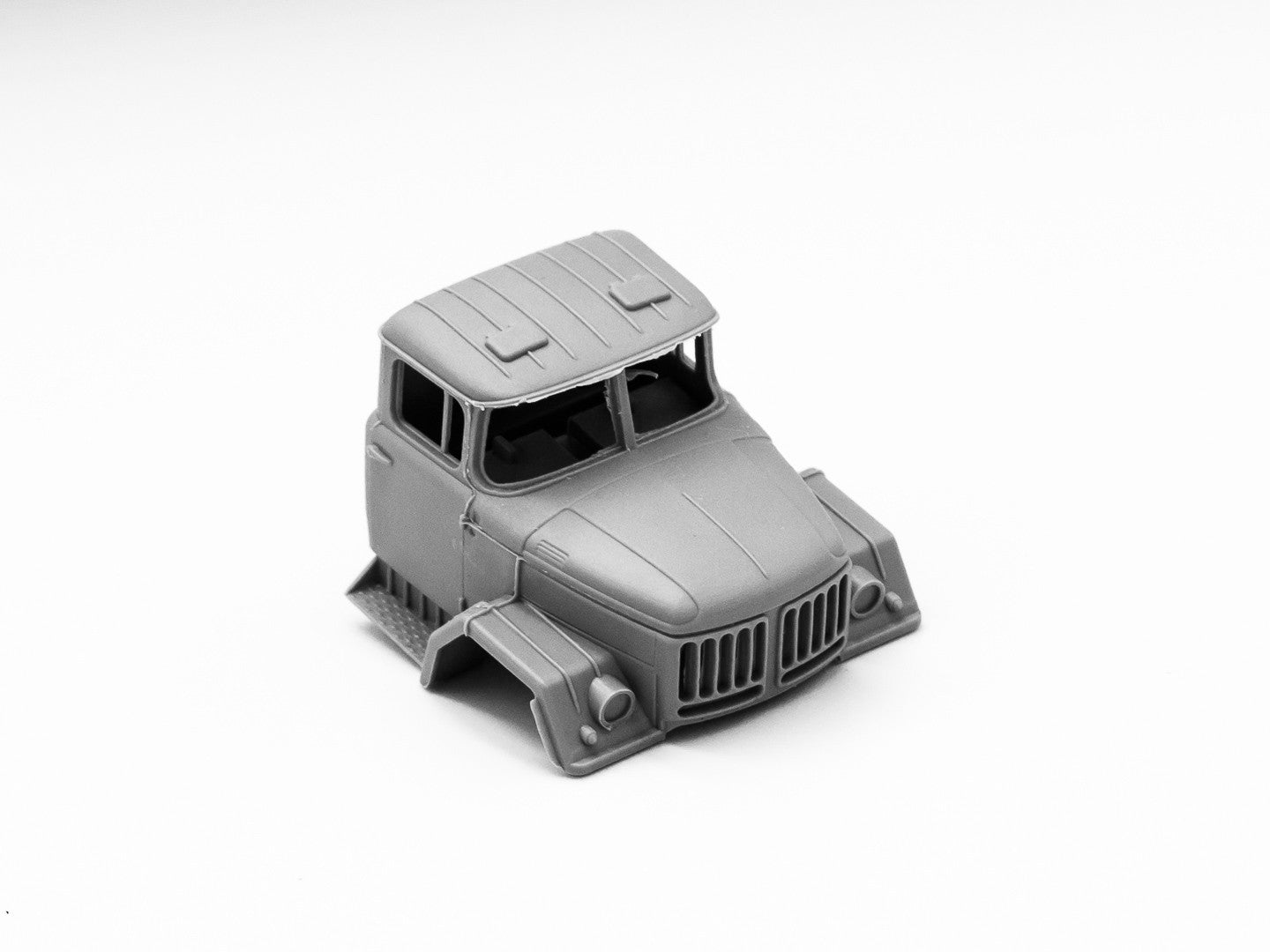 ICM 1:72  ZÑ–L-131 AFU Truck with DShKM Military Scale Model Kit 72821
